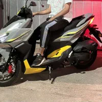 واریو ۱۸۰ نیکتاز|موتورسیکلت|اصفهان, باغ دریاچه|دیوار