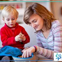 پرستاری کودک و انجام امور منزل