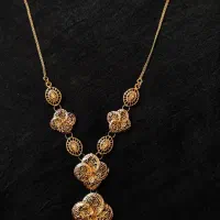 گلوبند گردنبند