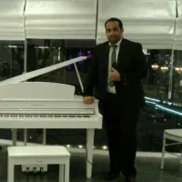 هم خونه میشم خونه ندارم