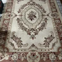 فرش کرم رنگ نقش برجسته