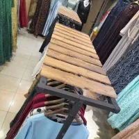 چوب ، رگال|بندرخت و رخت‌آویز|کرج, اصفهانی‌ها|دیوار