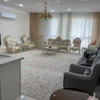 اپارتمان۹۰متری/طبقه اول/بازسازی لوکس/غرق نور