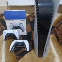 Ps5 استاندارد دیسک خور همراه با دسته اضافه و بازی