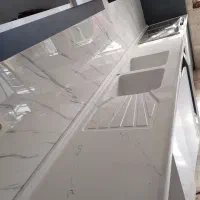 جویاب یک شاگرد برای تولید سنگ مصنوعی