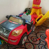 ماشین شارژی|اسباب‌بازی بچه|نیمروز, |دیوار