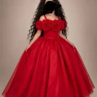 فروش تعدادی لباس عروس بچگانه تن پوش دوم