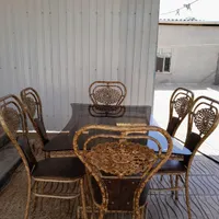 میز غذاخوری فلزی
