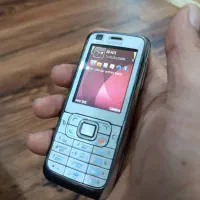 گوشی ۶۱۲۱ اصل نوکیا در حد نو و کاملاً فابریک