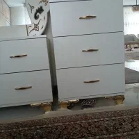 تخت خواب  به همراه تشک  کاملا سالم|تخت و سرویس خواب|دماوند, گیلاوند|دیوار