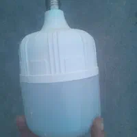 لامپ.ال‌ای‌دی‌بزرگ