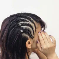 آموزش بافت مو و خدمات بافت با بهترین کیفیت و قیمت|خدمات آرایشگری و زیبایی|فولادشهر, B2|دیوار