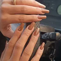 کاشت ناخن|خدمات آرایشگری و زیبایی|قم, نیروگاه|دیوار