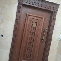 ساخت و ساز درب چوبی و ضدسرقت و کابینت
