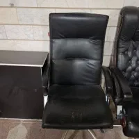 صندلی چرخ دار|مبلمان اداری|شیراز, زرهی|دیوار