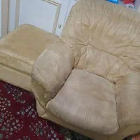 مبل،تلویزیون،تخت خواب ۲نفره با تشک،پخش صوتی|مبلمان خانگی و میز عسلی|رشت, گلباغ نماز|دیوار