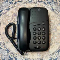 تلفن رو میزی