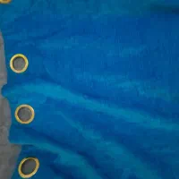 پرده مخملی پانچ شده