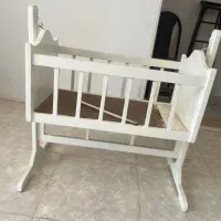 گهواره چوبی|تخت و صندلی بچه|میانه, |دیوار