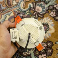 هالوژن 9 وات شاهچراغ