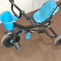 سه چرخه خردسال کمک دار