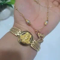 دستبند ورساچ و گردنبند
