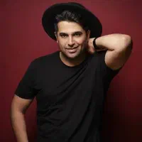 کنسرت حمید عسکری ردیف ۸ وسط یکشنبه سانس اول