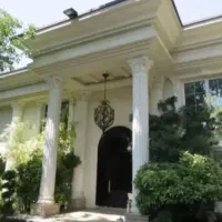 کارگر آقا با جای خواب برای فضای سبزشهر نوشهر