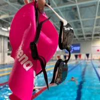 آموزش شنای بانوان و کودکان