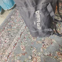 تخت کنار مادر