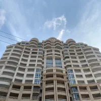برج باغ ۱۳۰ متر دو خواب فول امکانات