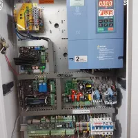 سرویسکار،تعمیرکار و نگهداری آسانسور