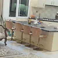 صندلی کانتر ( جزیره ) ارگونومیک جکدار پایه طلایی