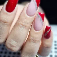 کاشت ناخن ... تخفیف ویژه