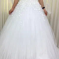 لباس عروس سفید شیک وساده