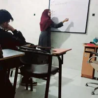 معلم خصوصی مقطع ابتدایی و متوسطه