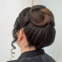 آف ویژه خدمات ارایشی زیبایی