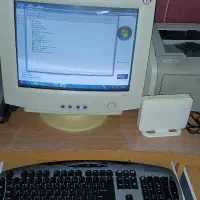 کامپیوتر رومیزی همراه با تمام وسایل