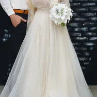 پیراهن مجلسی|لباس|رباط‌کریم, رباط‌کریم|دیوار