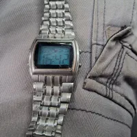 ساعت قدیمی و اصالت دار