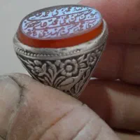 انگشتر نقره قدیمی دست ساز نگین عقیق یمن خطی