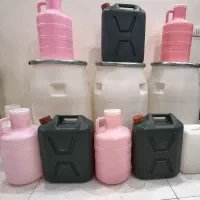 دبه وگالن ۲۰ و۱۷ لیتری موجوده