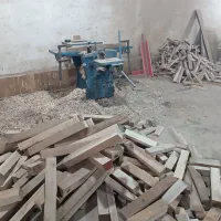 نجار ماهر و نیمه ماهر