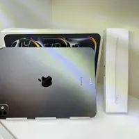 Ipad pro 2024 m4 512GB مشابه اکبند ۱۵۰ بار شارژ