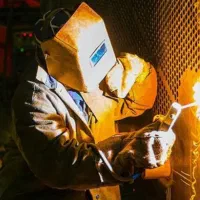 خدمات فنی جوشکاری لوله کشی اب وگازبنایی گچکار،کاشی