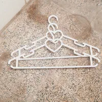 رخت آویز ( چوب لباسی )