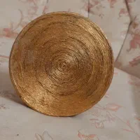 گل میخ تنه درختی