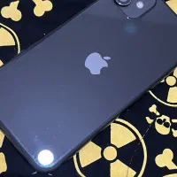 ایفون 11 تمیز