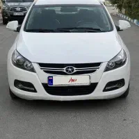 جک J5 اتوماتیک 1800cc، مدل ۱۳۹۴