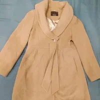 پالتو در حد خیلی نو و مانتو مجلسی در حد نو